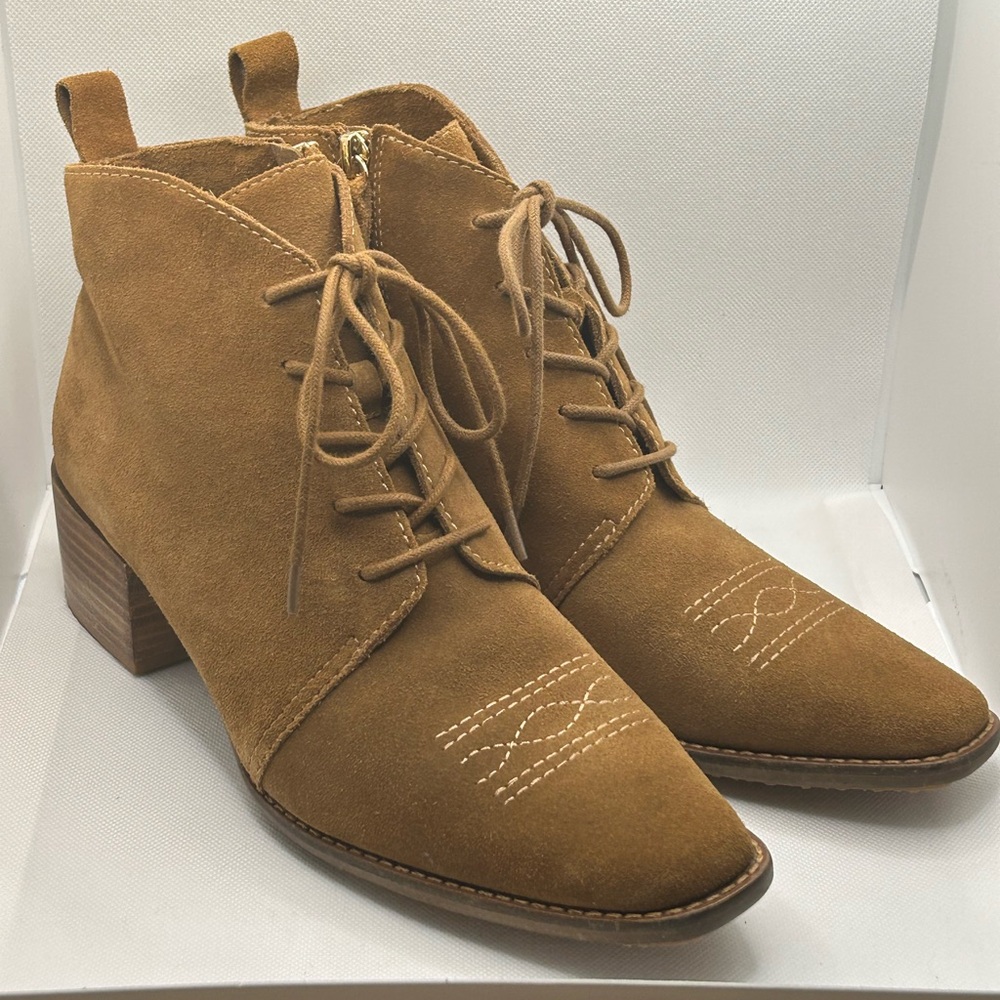 Kelsi Dagger, Western style Suede Bootie. Size 9.5